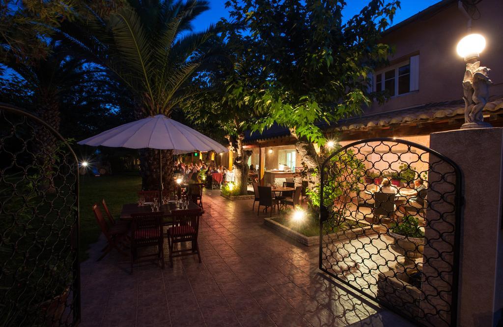 Camping Resort Les Champs Blancs Агд Экстерьер фото